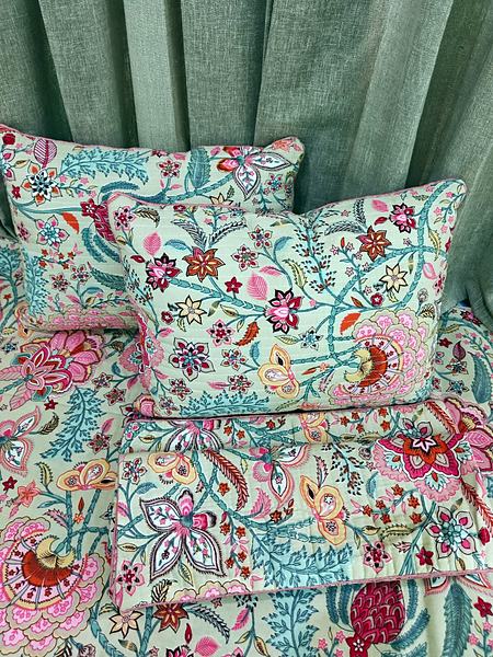 Multicolor Jacobean Floral Print Cotton Bedsheet - Pink, Teal, Cream