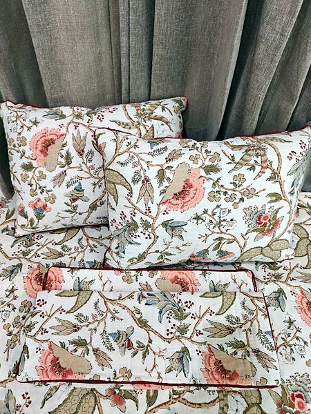 Peach Cream Floral Branch Print Cotton Bedsheet - Peach, Cream