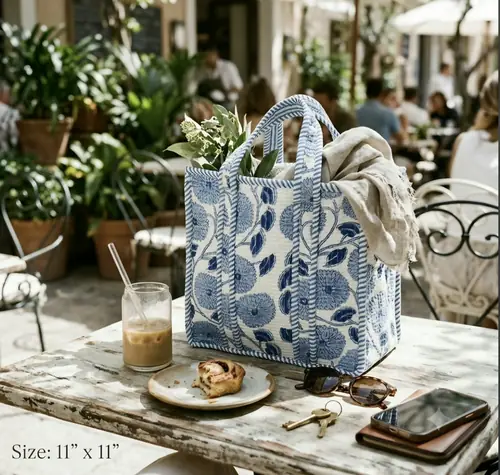 Mini Quilted Tote Bag - Blue White Leaf